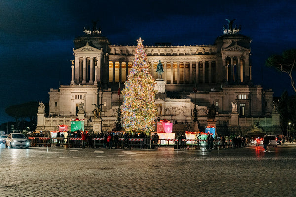 Idee regalo amica Natale: 18 pensieri originali per ogni budget